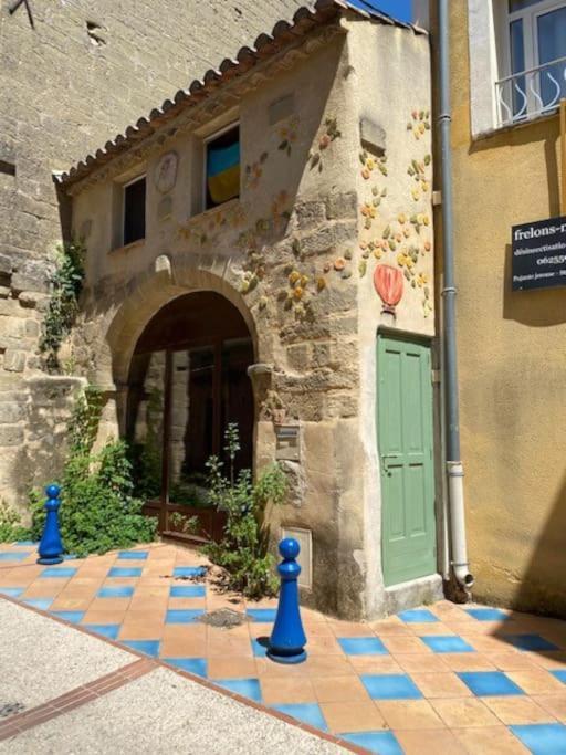 Dans Un Ancien Atelier De Potier Apartman Saint-Quentin-la-Poterie Kültér fotó